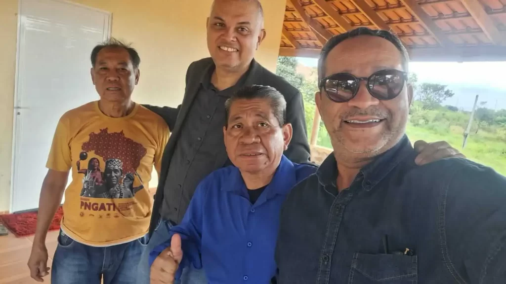 Conselheiro Indígena do Agro Indígena Sebastião Terena e empresários